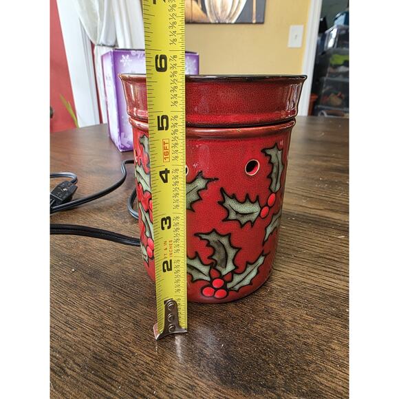 Scentsy Retired Merry Berry Christmas Holiday Full Size Wax Warmer - Picture 16 of 16